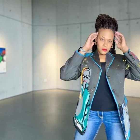 Colorful Graphic Blazer - Picture 6 of 10